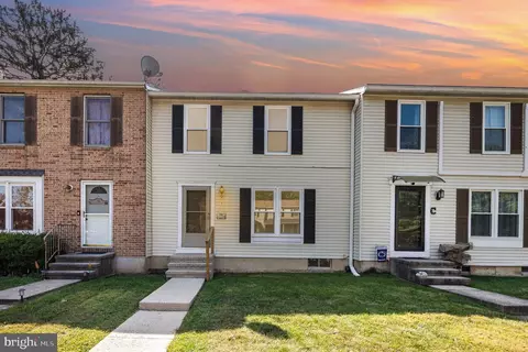 7 Gloucester St # B, Harrisburg, PA 17109