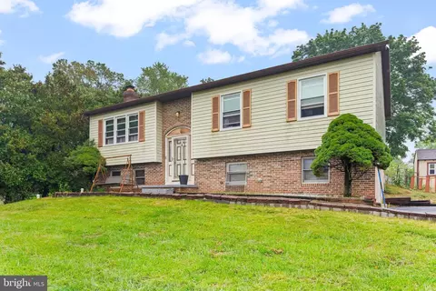 6221 Hocker, Harrisburg, PA 17111