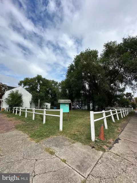 325 Hummel St, Harrisburg, PA 17104