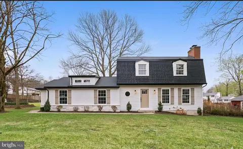 626 Sand Hill Rd, Hershey, PA 17033
