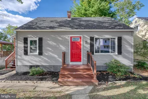 4708 Marblehead St, Harrisburg, PA 17109