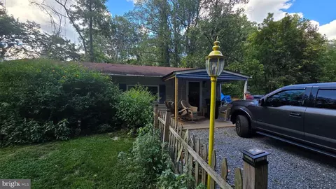 240 Lumber St, Highspire, PA 17034