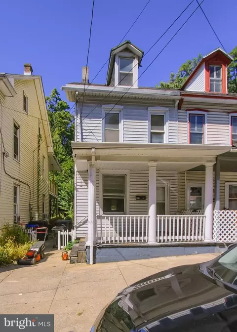 331 Swatara St, Steelton, PA 17113