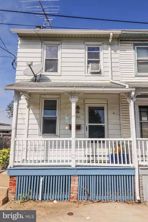 54 Nissley St, Middletown, PA 17057
