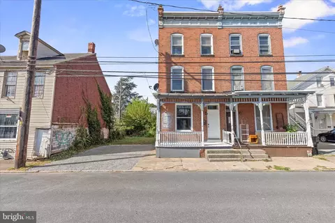 1330 Susquehanna St, Harrisburg, PA 17102