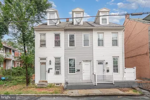 1933 12 Logan St, Harrisburg, PA 17102