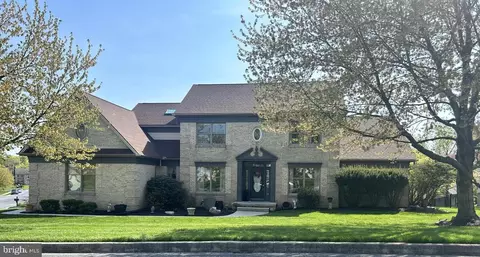 4107 Copperfield Dr, Harrisburg, PA 17112