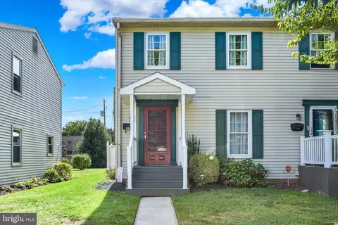 667 Eshelman St, Highspire, PA 17034