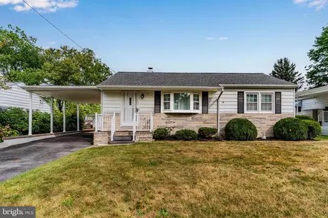 4708 Clarendon St, Harrisburg, PA 17109