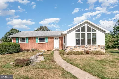 5102 Irene Dr, Harrisburg, PA 17112
