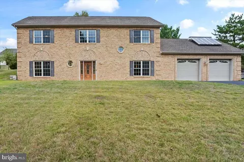 7304 Sandy Hollow Rd, Harrisburg, PA 17112