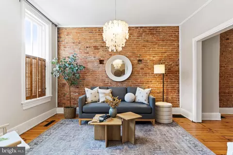 222 Cumberland St, Harrisburg, PA 17102