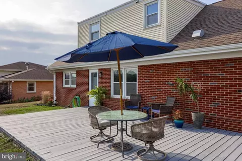 Exterior - 428 Beech Ave, Hershey, PA 17033 photo 10 of 10