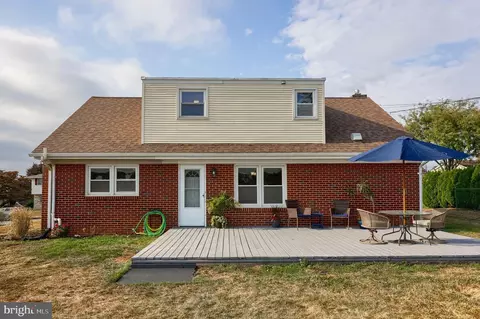 Exterior - 428 Beech Ave, Hershey, PA 17033 photo 8 of 10