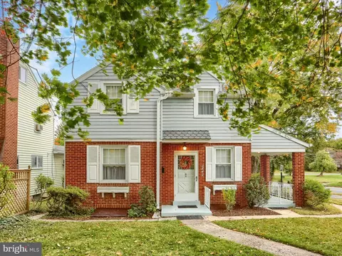 3842 Brisban St, Harrisburg, PA 17111