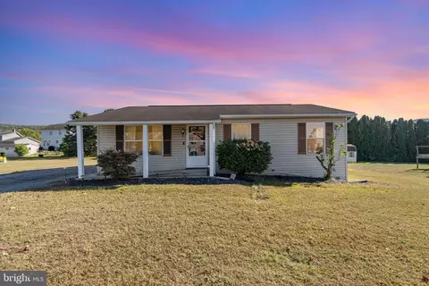 158 Simon Blvd, Elizabethville, PA 17023