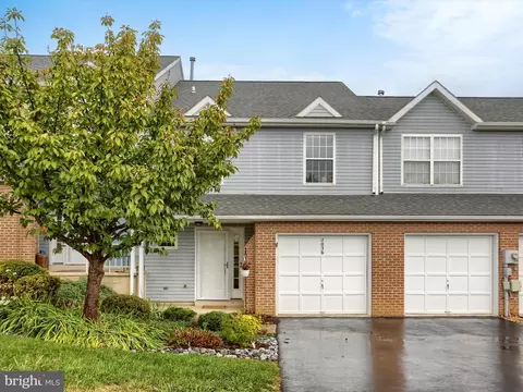2036 Daybreak Cir, Harrisburg, PA 17110