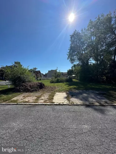 337 Peffer St, Harrisburg, PA 17102