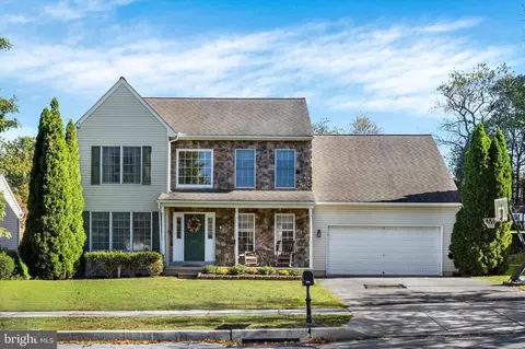 114 Doreen Dr, Hummelstown, PA 17036
