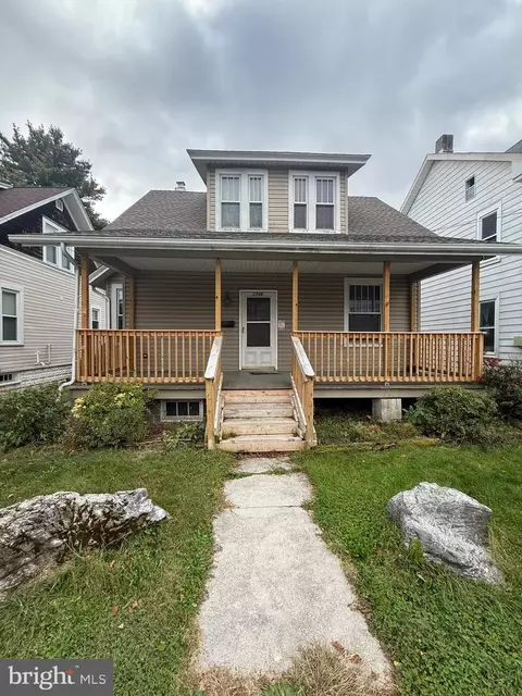 2749 Boas St, Harrisburg, PA 17103
