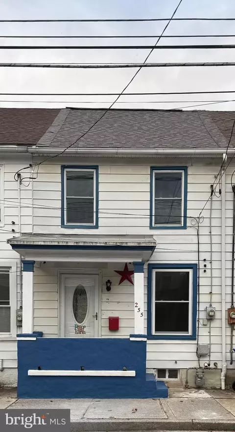 255 N Spring St, Middletown, PA 17057