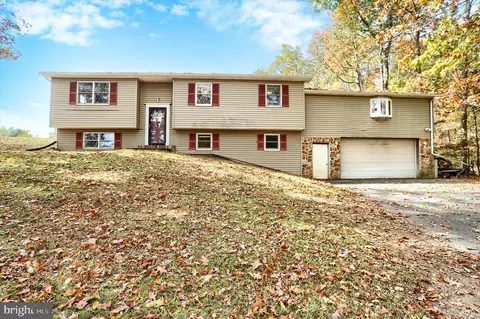 50 David Dr, Halifax, PA 17032