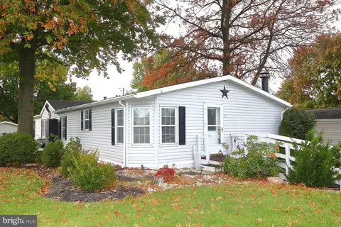 71 Kathy Dr, Middletown, PA 17057