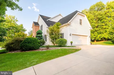 5785 Catherine St, Harrisburg, PA 17112