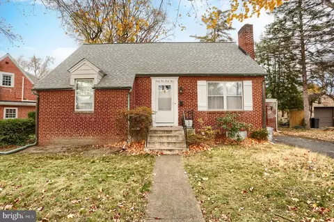 3544 Schoolhouse Ln, Harrisburg, PA 17109
