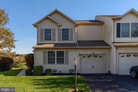 223 Silver Leaf Rdg, Harrisburg, PA 17110
