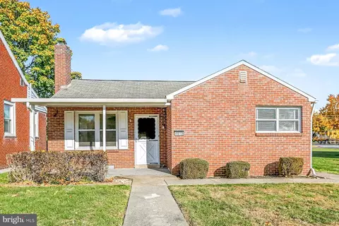 4610 Derry St, Harrisburg, PA 17111