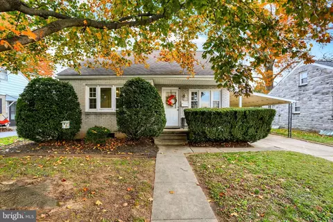 4111 Green Ct, Harrisburg, PA 17110