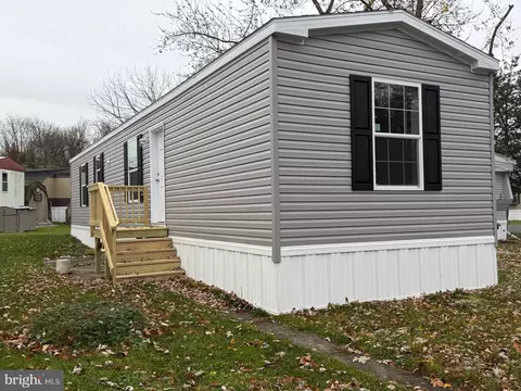 147 Gothier Ln, Grantville, PA 17028