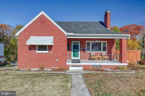 2900 Spruce St, Harrisburg, PA 17109