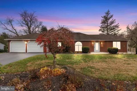 551 Strites Rd, Harrisburg, PA 17111