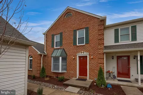 2059 B Raleigh Rd #B, Hummelstown, PA 17036