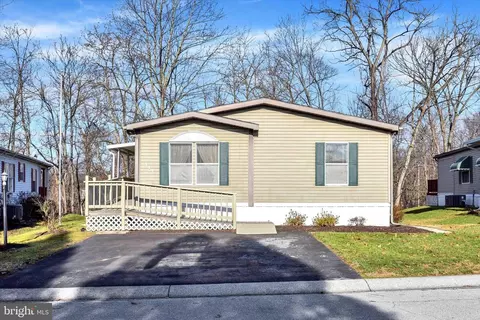 117 Barnwood Pl, Harrisburg, PA 17112