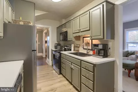324 E Areba Ave, Hershey, PA 17033 photo 19