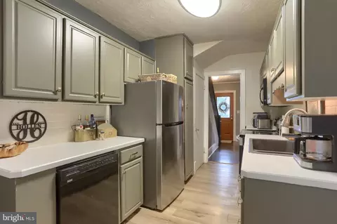 324 E Areba Ave, Hershey, PA 17033 photo 18