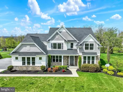 7186 Sterling Rd, Harrisburg, PA 17112