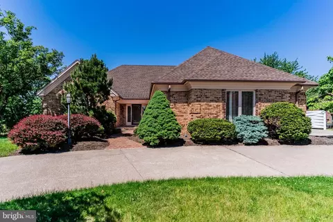 4069 W Tilden Rd, Harrisburg, PA 17112