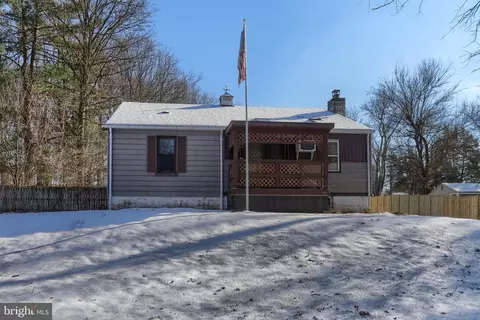 1415 Shopes Church Rd, Hummelstown, PA 17036