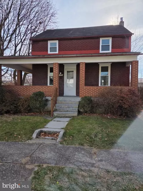 2839 Banks St, Harrisburg, PA 17103