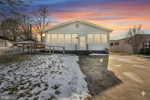 318 Emaus St, Middletown, PA 17057