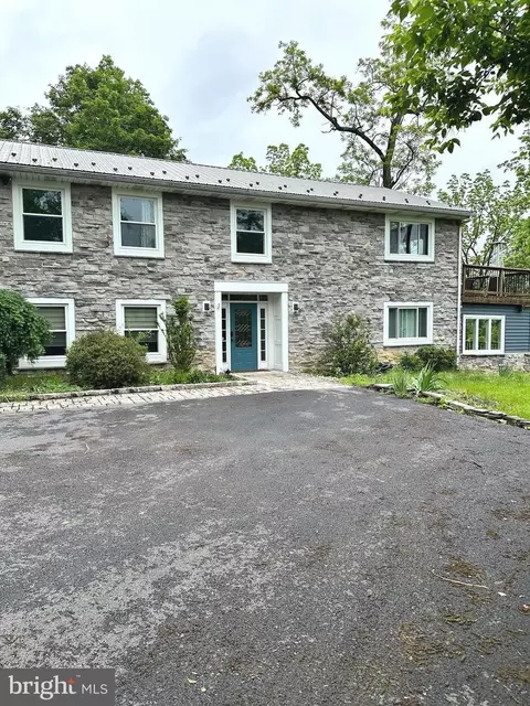 1801 Crums Mill Rd, Harrisburg, PA 17110
