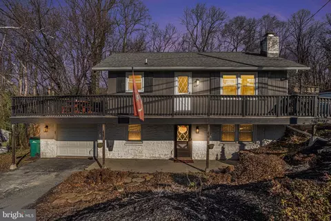 923 Sunnyside Rd, Hummelstown, PA 17036