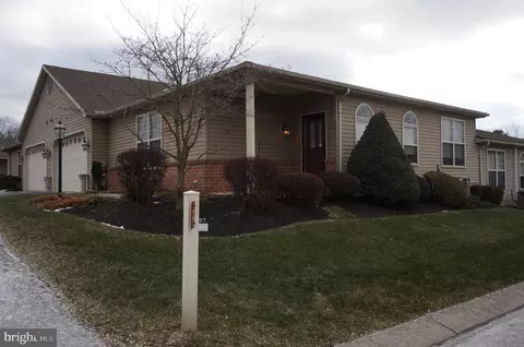 197 Meadowview Dr, Harrisburg, PA 17111
