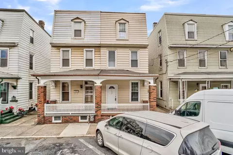 726 S 2nd St, Steelton, PA 17113