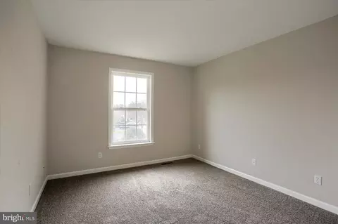 Bedroom - 33 Carousel Cir, Hershey, PA 17033 photo 3 of 5