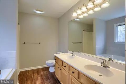 Entry Way - 33 Carousel Cir, Hershey, PA 17033 photo 5 of 5